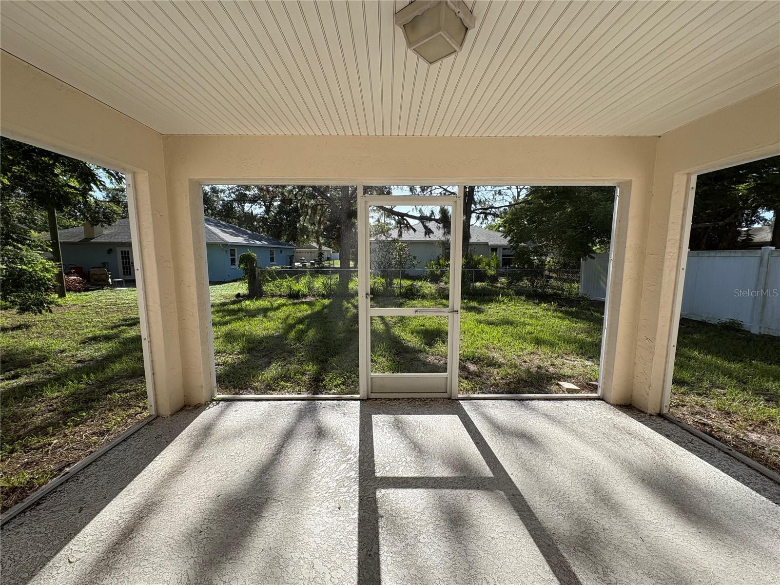 A4655665 Property Photo
