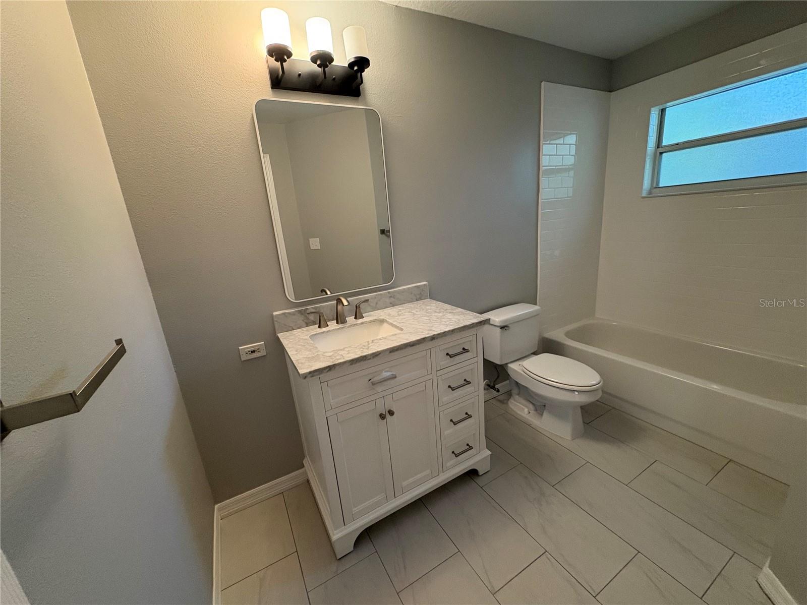 A4655665 Property Photo