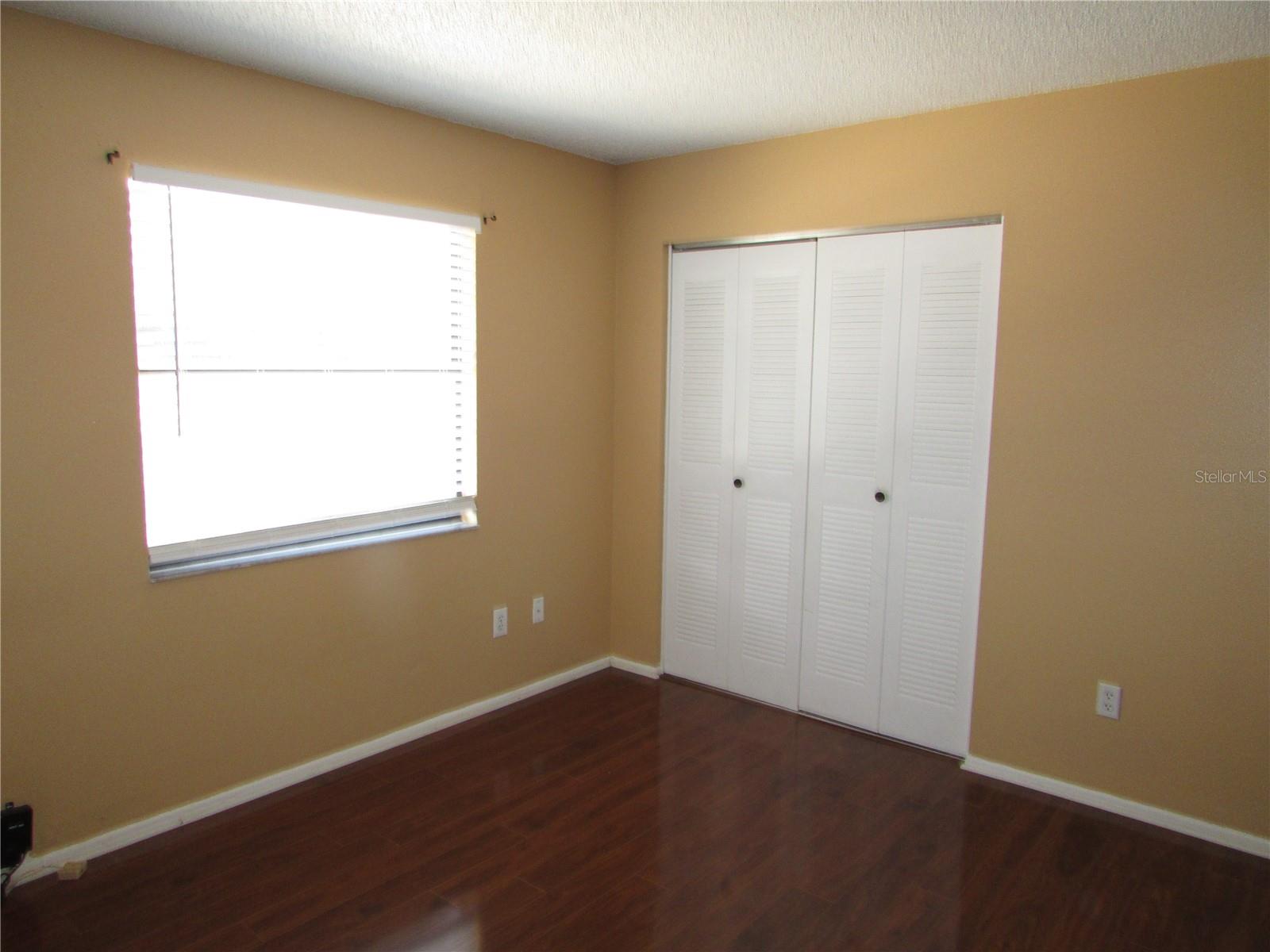 10049 LAKE OAK CIR, TAMPA, FL, 33624