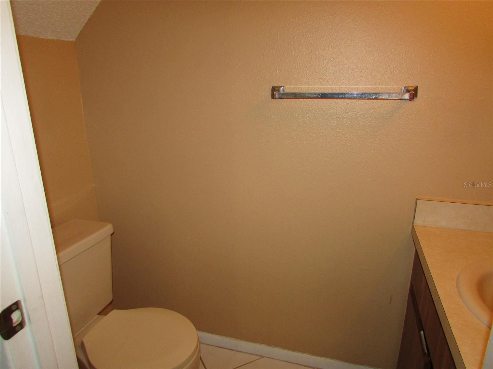 10049 LAKE OAK CIR, TAMPA, FL, 33624