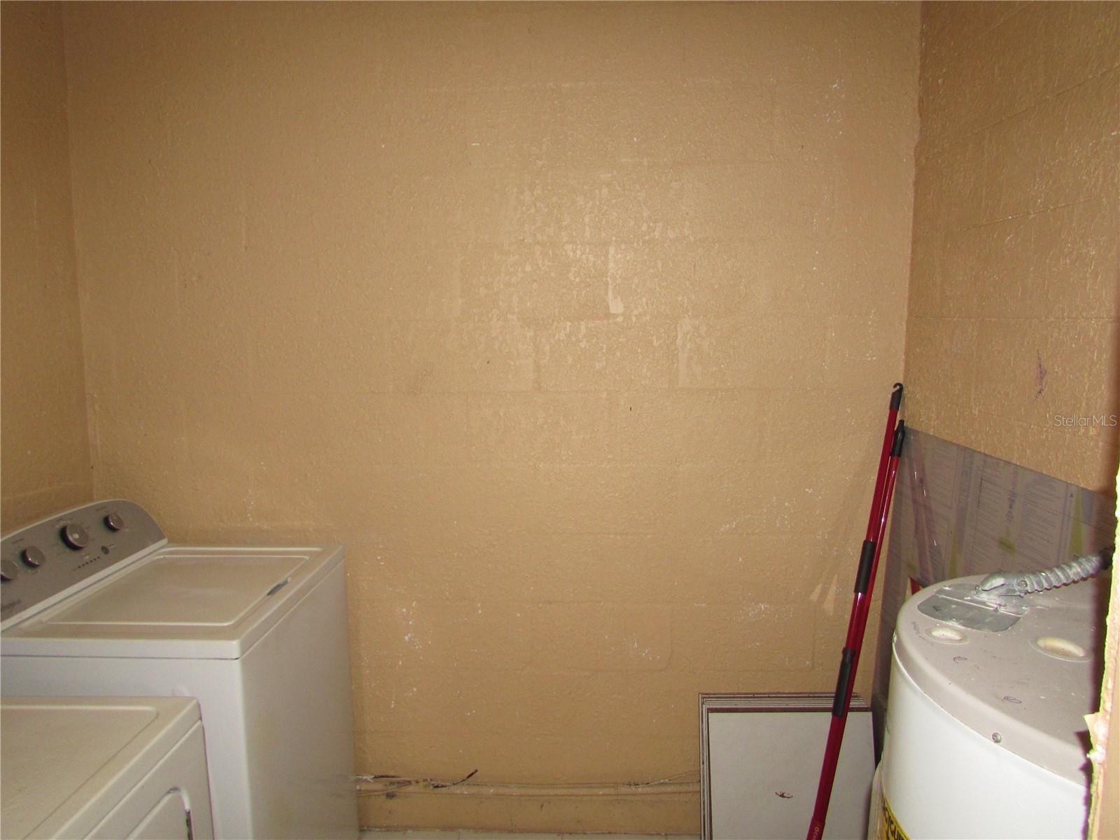 10049 LAKE OAK CIR, TAMPA, FL, 33624