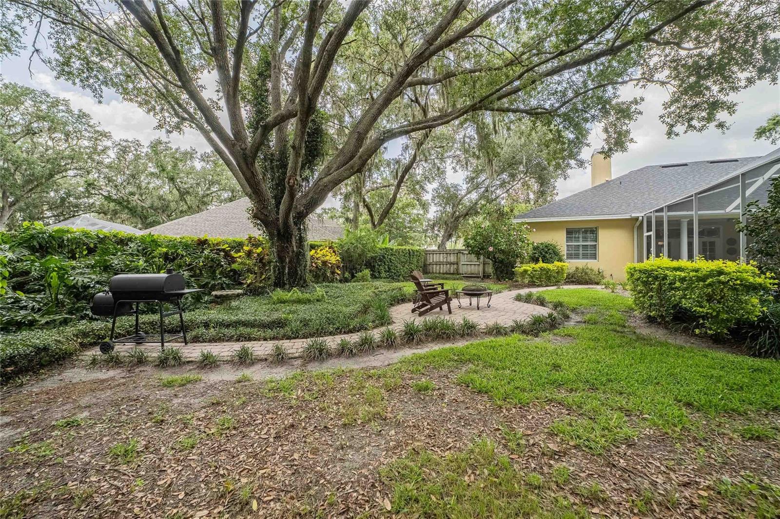 1589 ROYAL FOREST CT, LAKELAND, FL, 33811