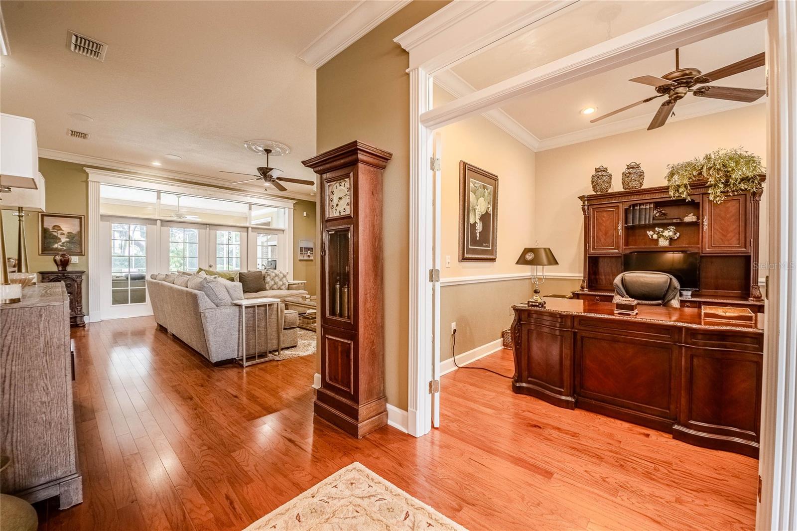 1589 ROYAL FOREST CT, LAKELAND, FL, 33811