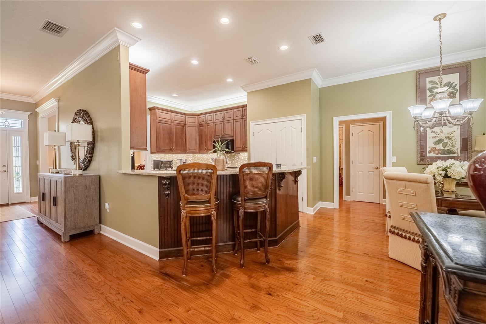 1589 ROYAL FOREST CT, LAKELAND, FL, 33811