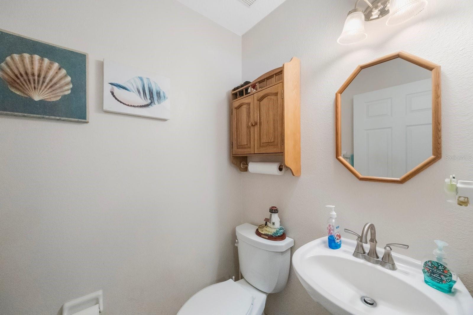 9205 JAKES PATH, LARGO, FL, 33771