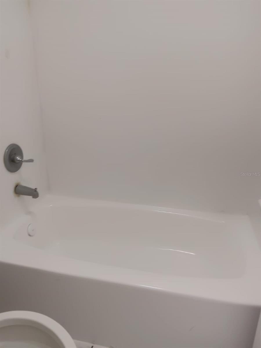 O6317637 Property Photo