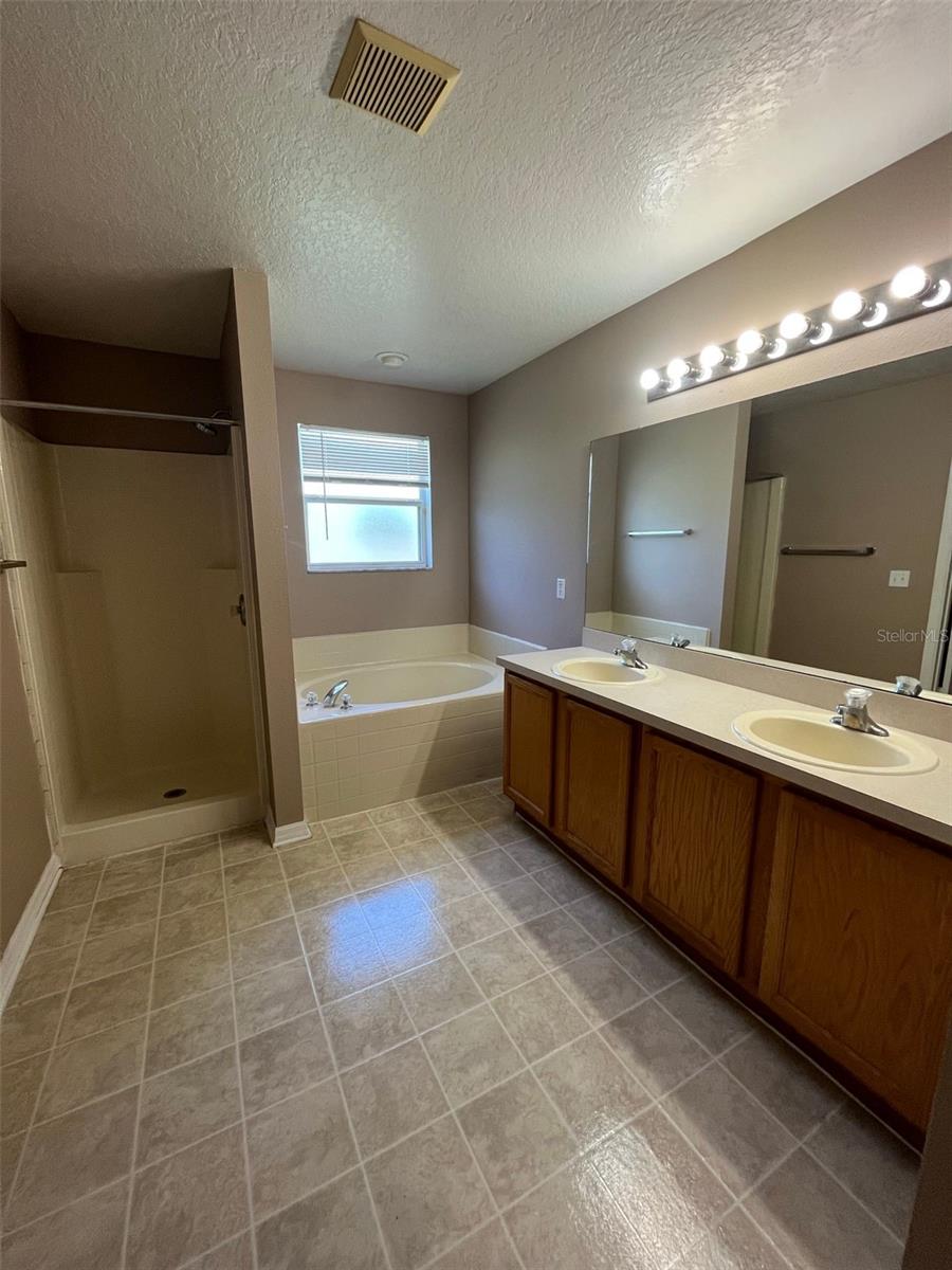 932 HORSESHOE FALLS DR, ORLANDO, FL, 32828