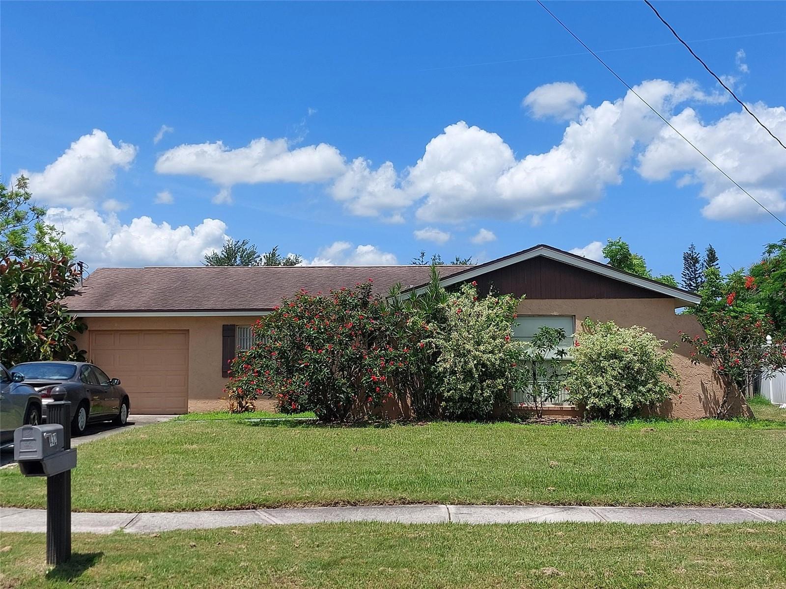 432 FLAMINGO DR, APOLLO BEACH, FL, 33572