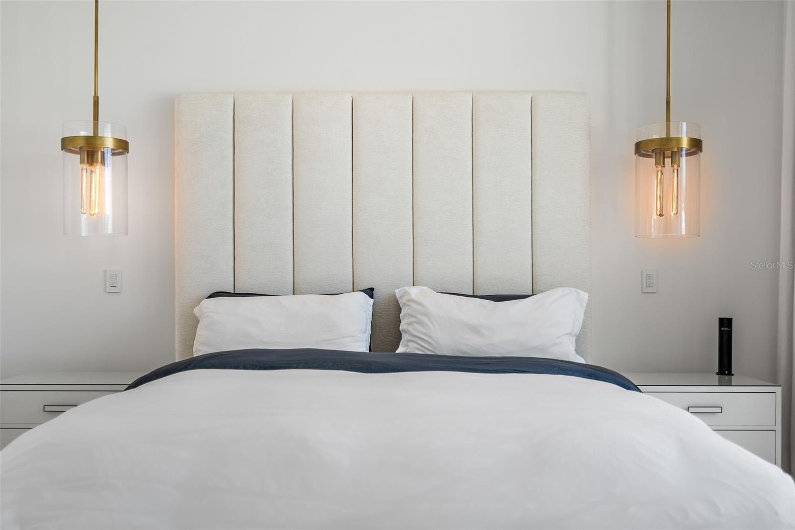 TB8396125 Property Photo