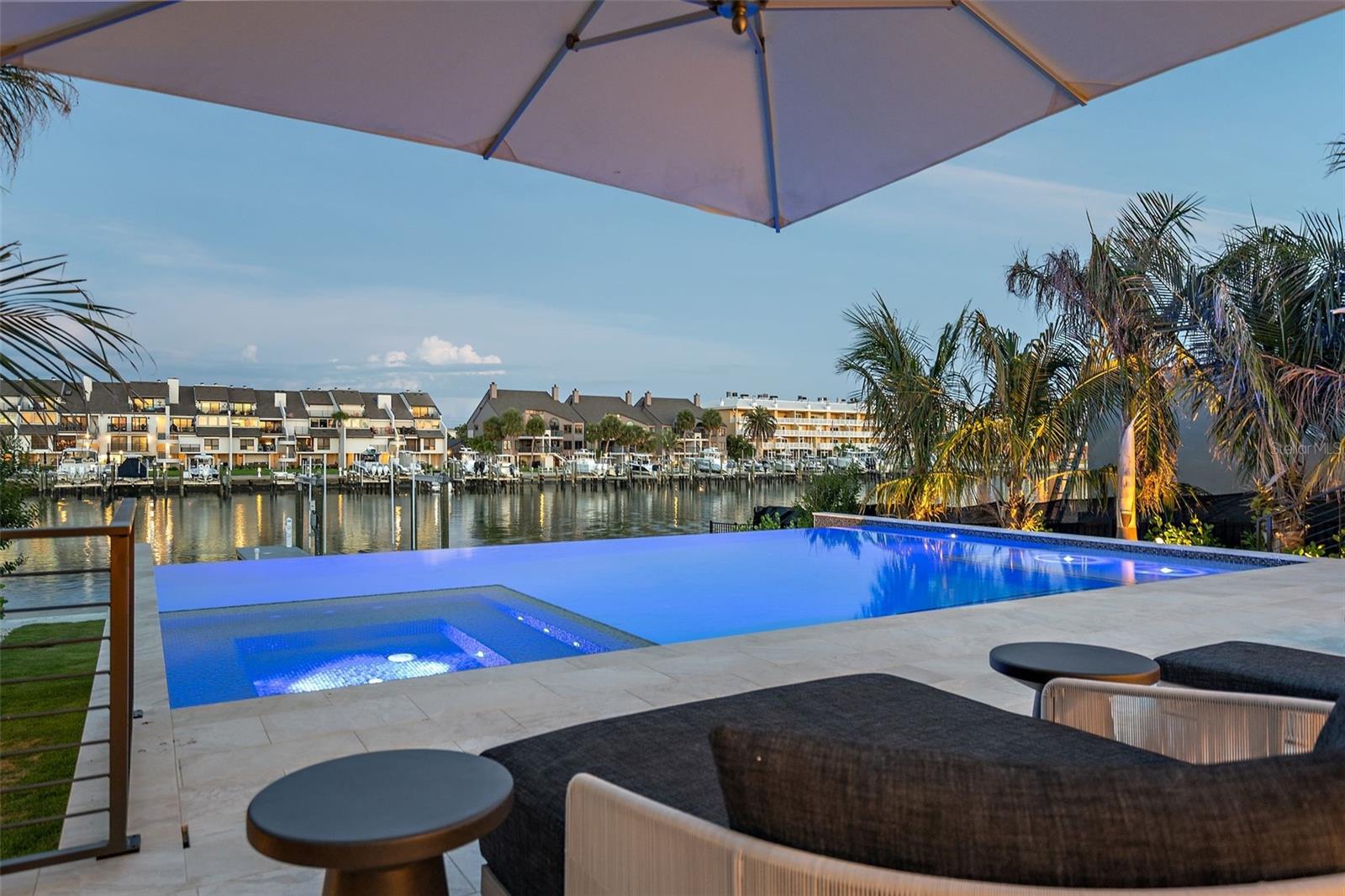 TB8396125 Property Photo