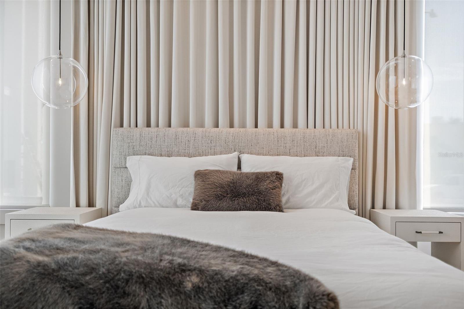 TB8396125 Property Photo