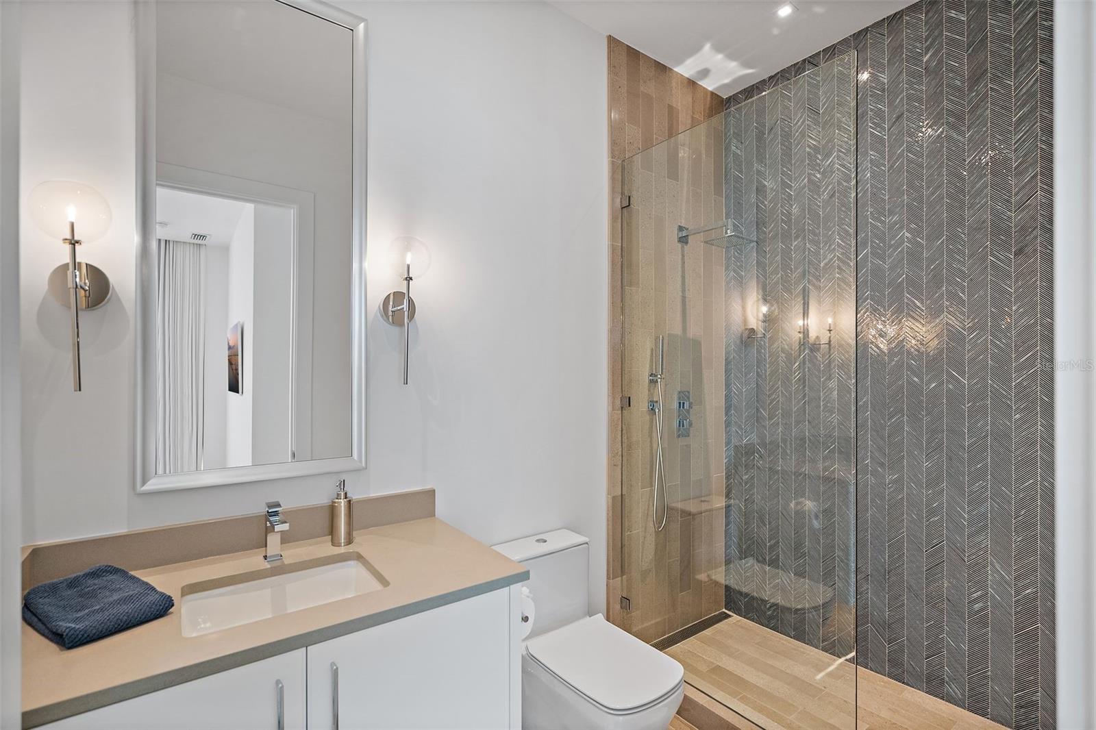 TB8396125 Property Photo