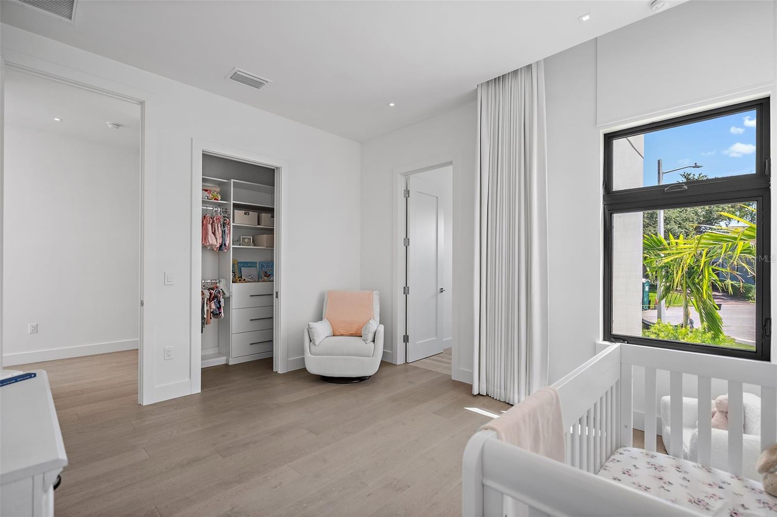 TB8396125 Property Photo