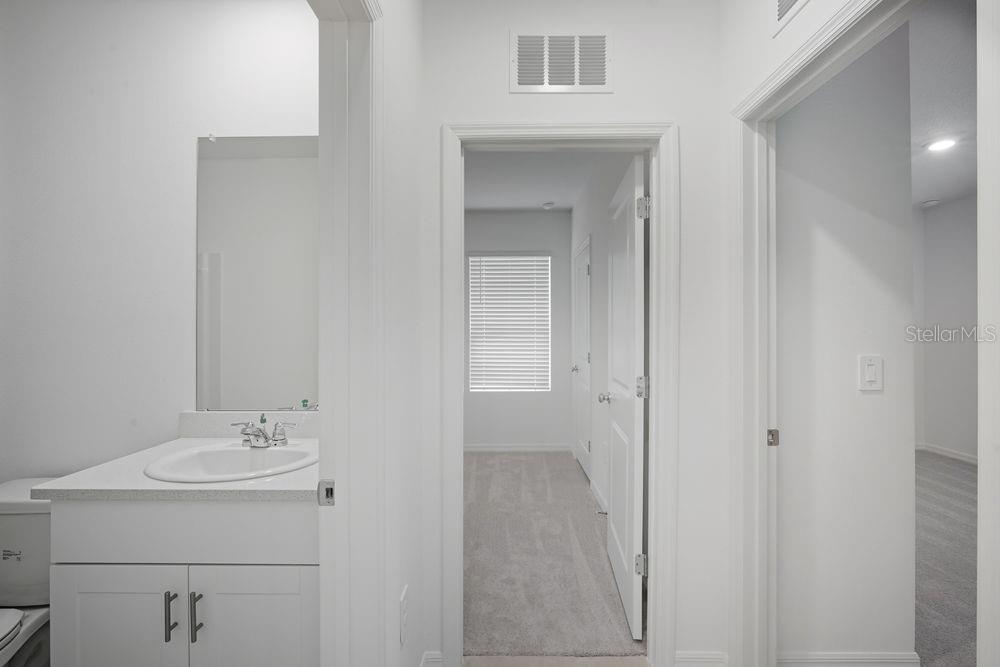 13584 Tropical Breeze ~ Ready Now