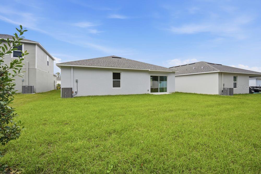 13584 Tropical Breeze ~ Ready Now