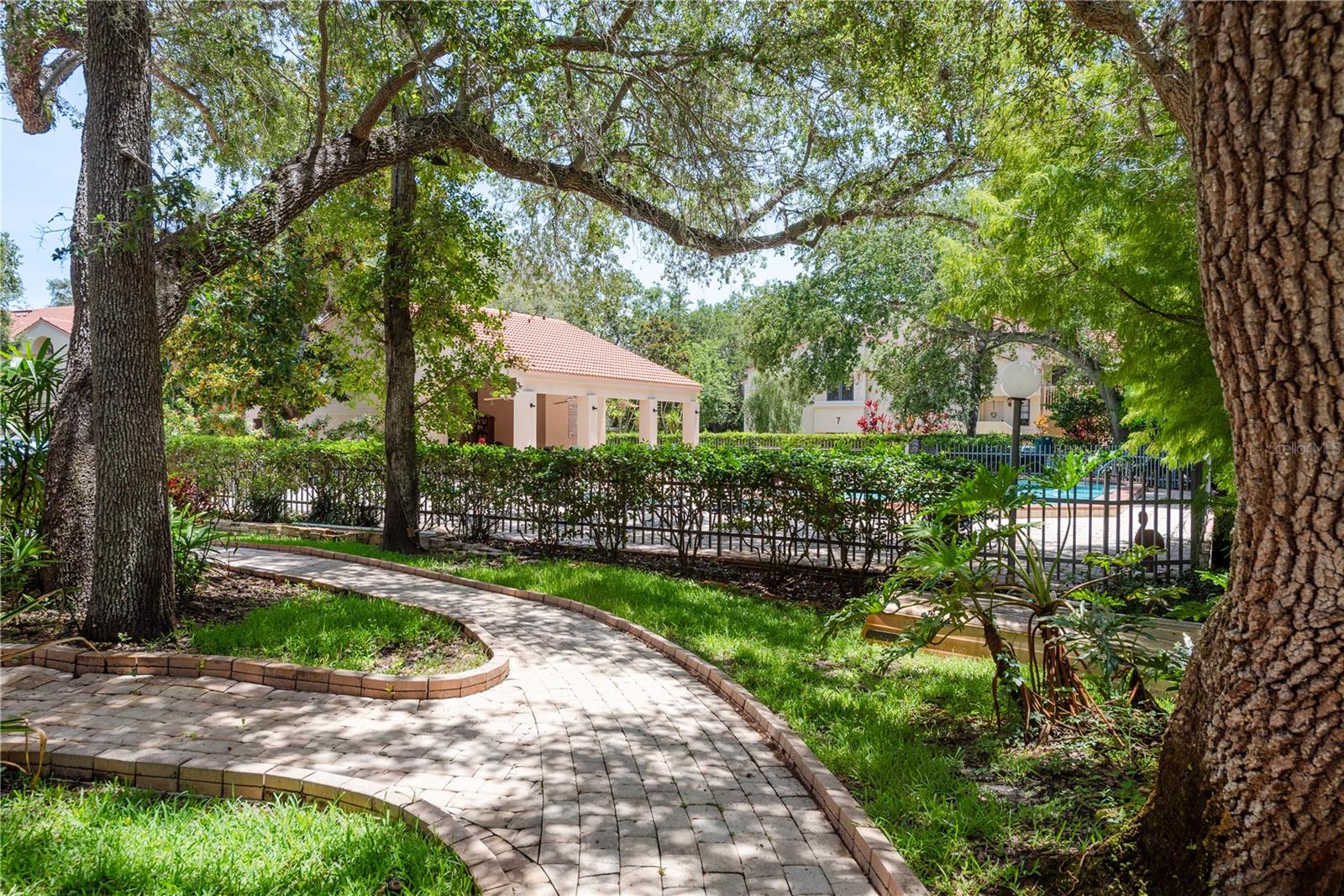 Short walk to the Pool and Hot Tub