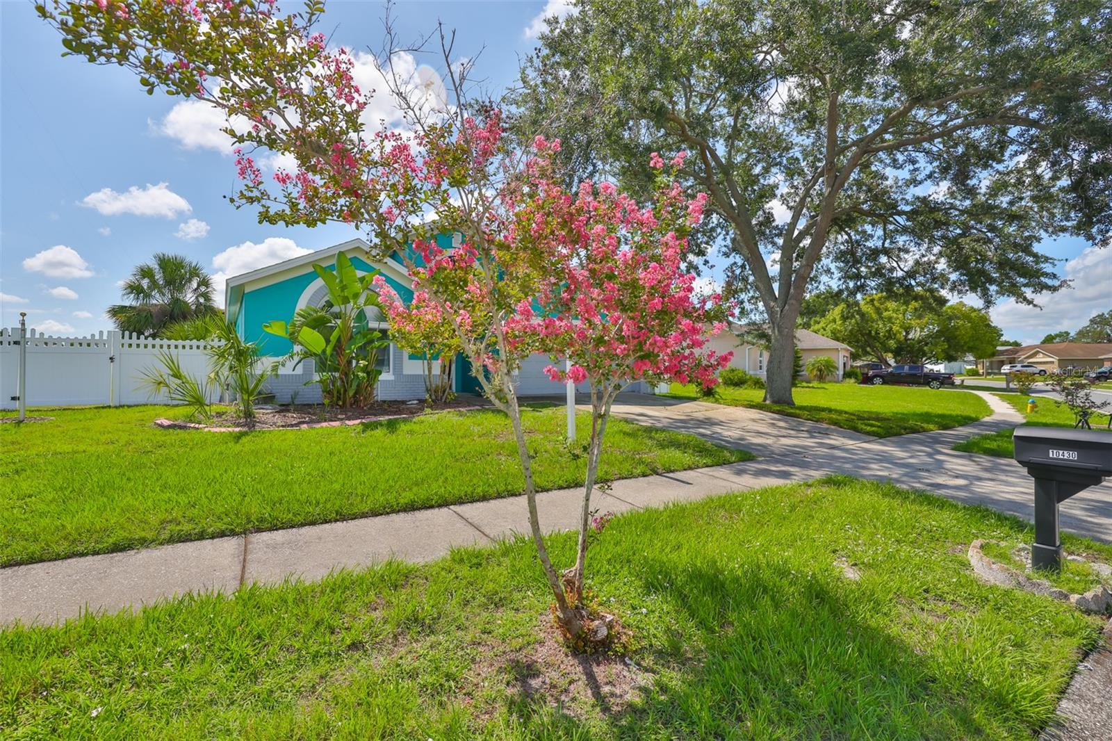 10430 CRESTFIELD DR, RIVERVIEW, FL, 33569