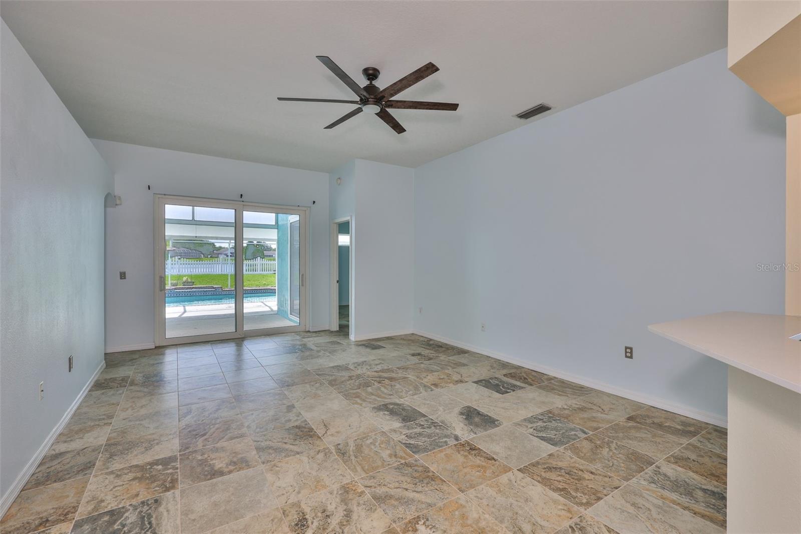 10430 CRESTFIELD DR, RIVERVIEW, FL, 33569