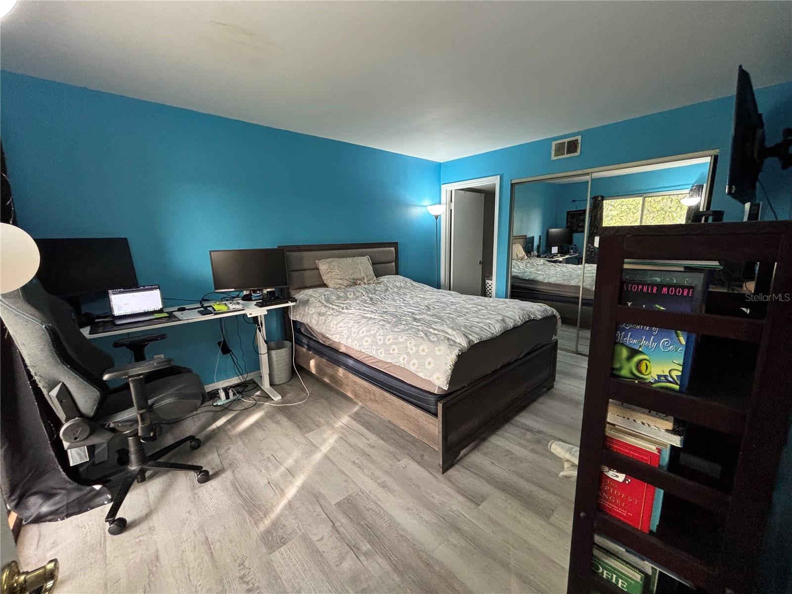 OM703526 Property Photo