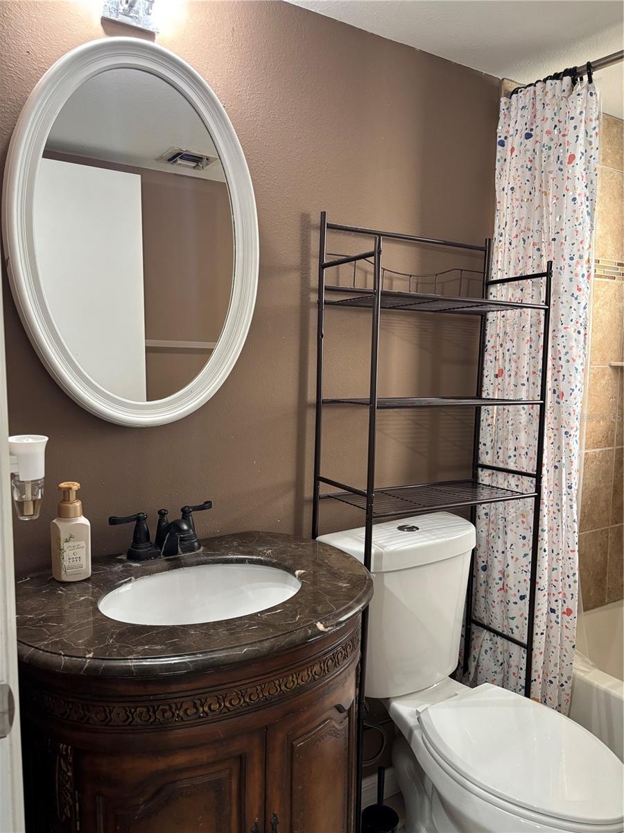 OM703526 Property Photo