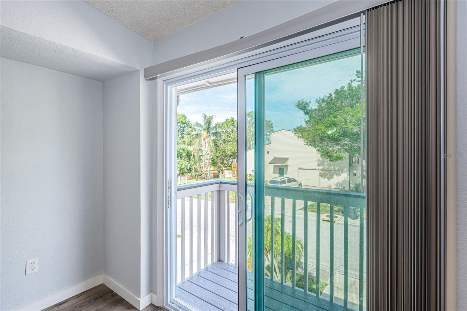 Slider to front porch w/ composite deck