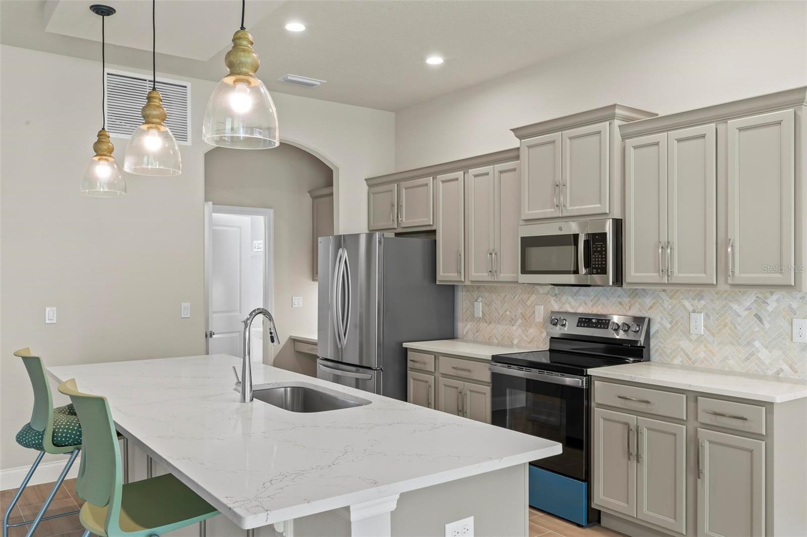 229 HAWTHORN AVE, PALM COAST, FL, 32164