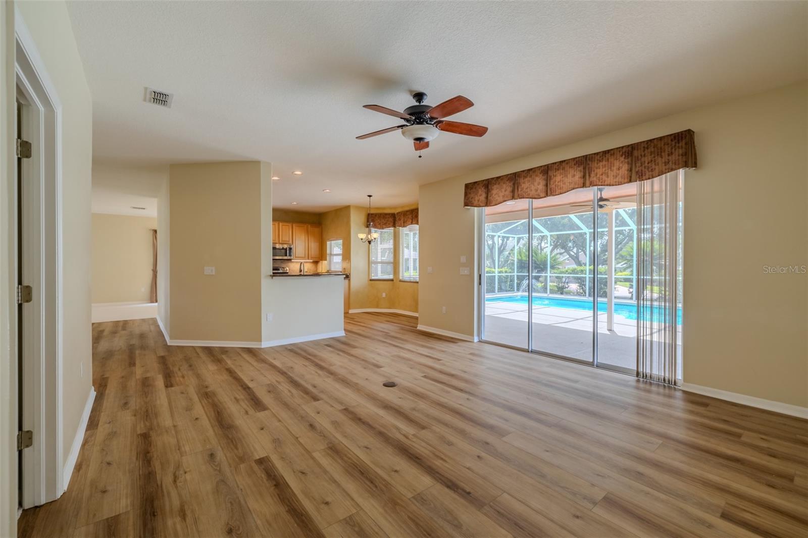 5315 CEDARSHAKE LN, VALRICO, FL, 33596