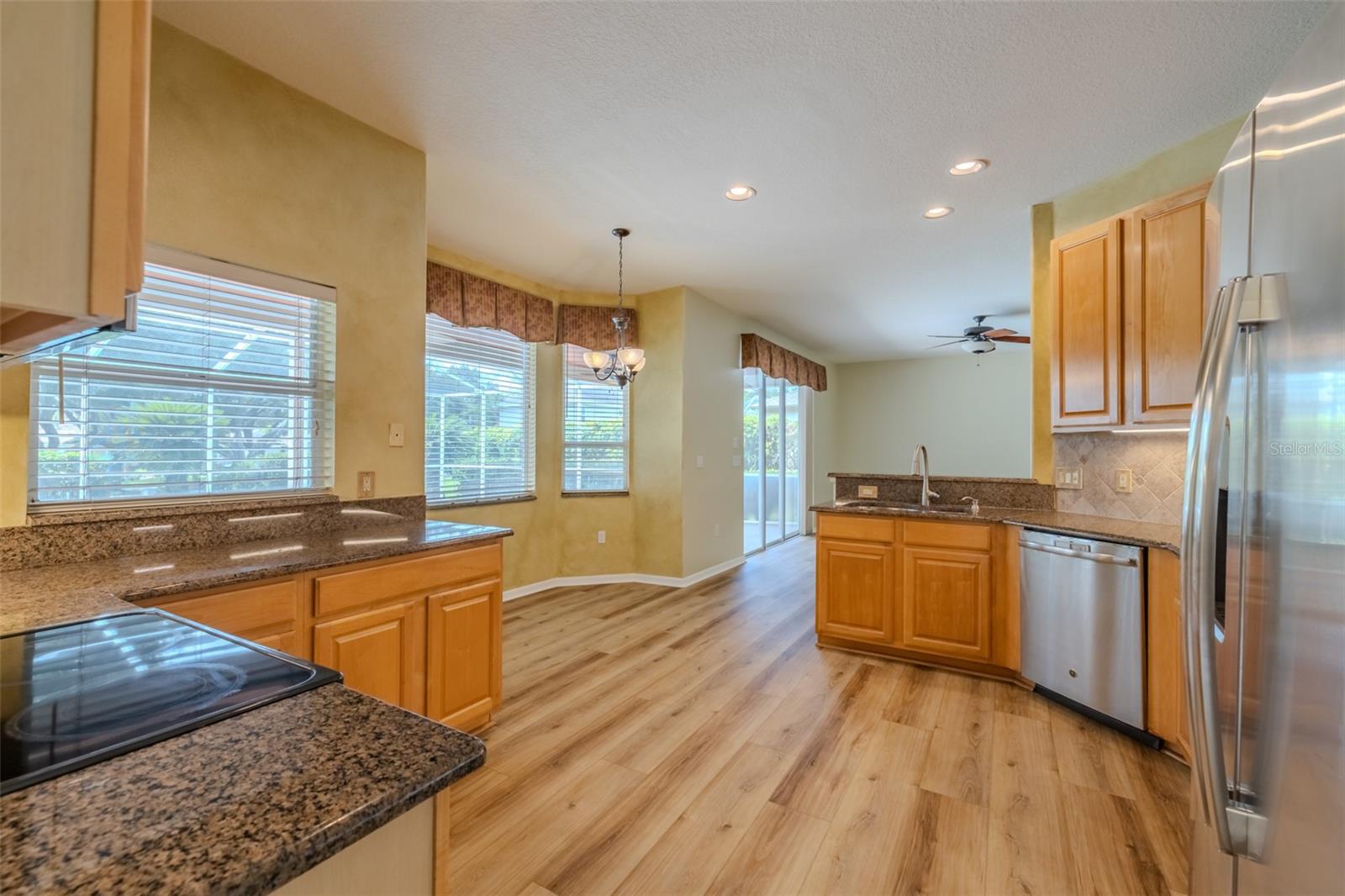 5315 CEDARSHAKE LN, VALRICO, FL, 33596