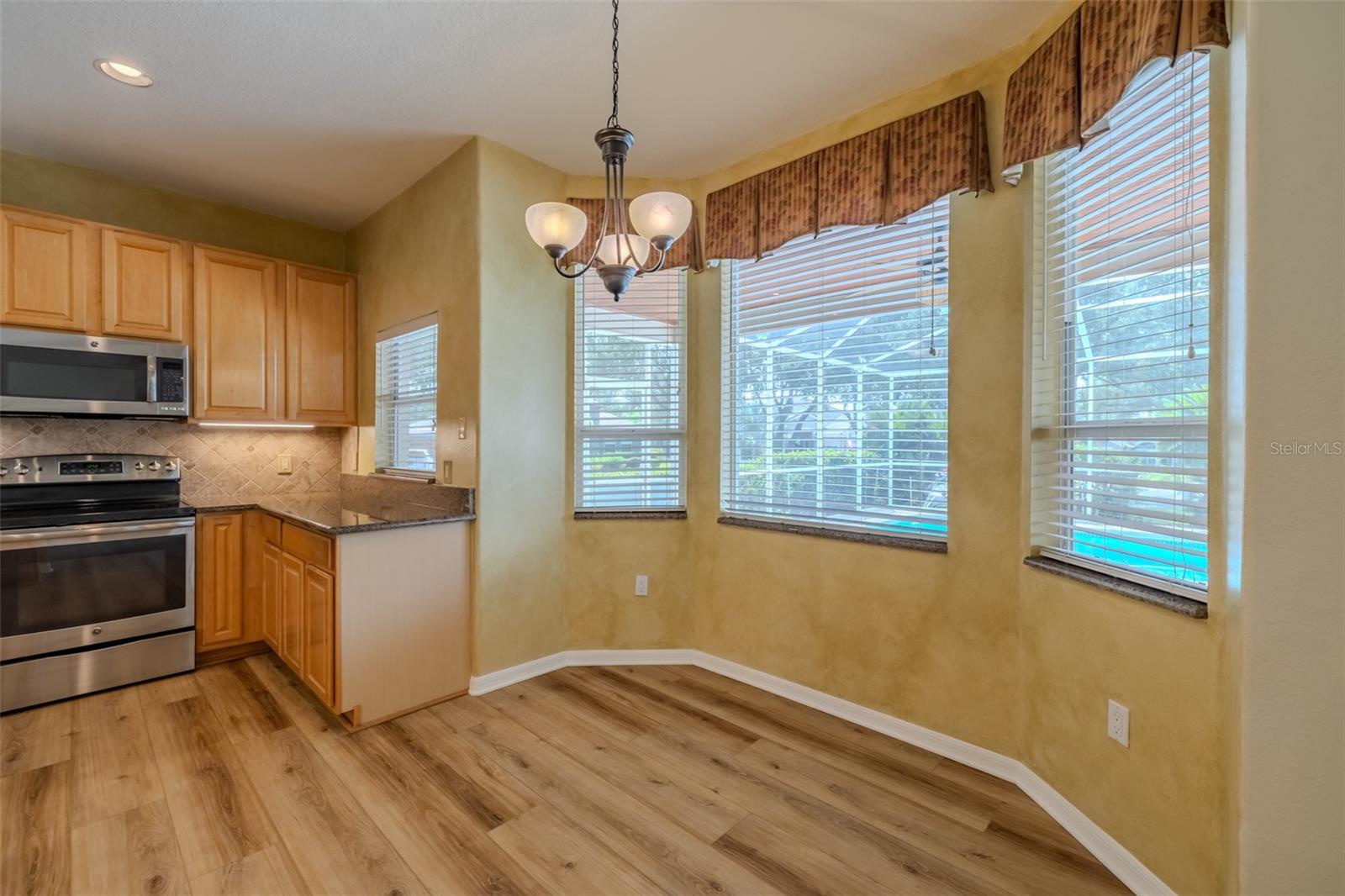 5315 CEDARSHAKE LN, VALRICO, FL, 33596