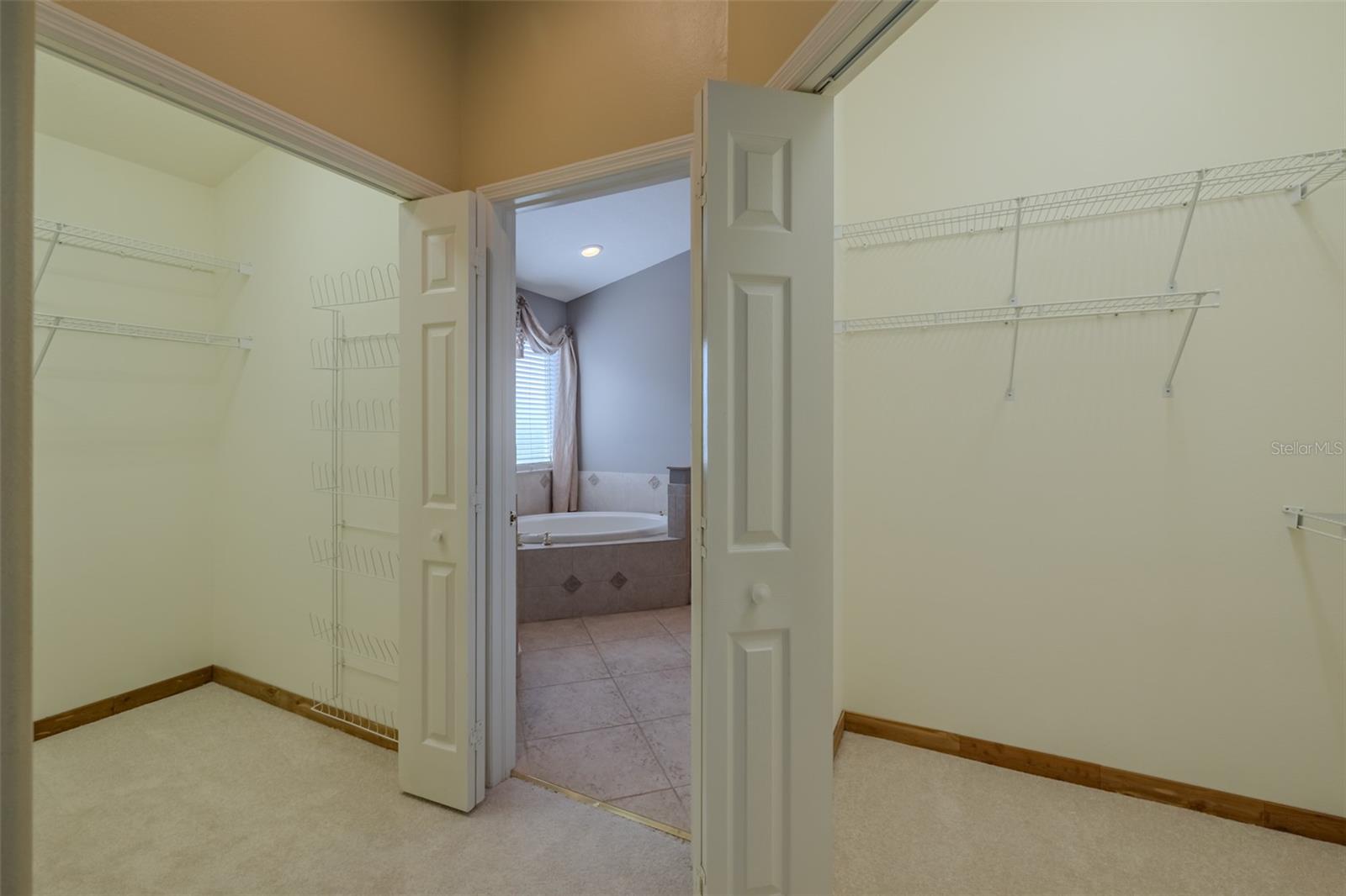 5315 CEDARSHAKE LN, VALRICO, FL, 33596