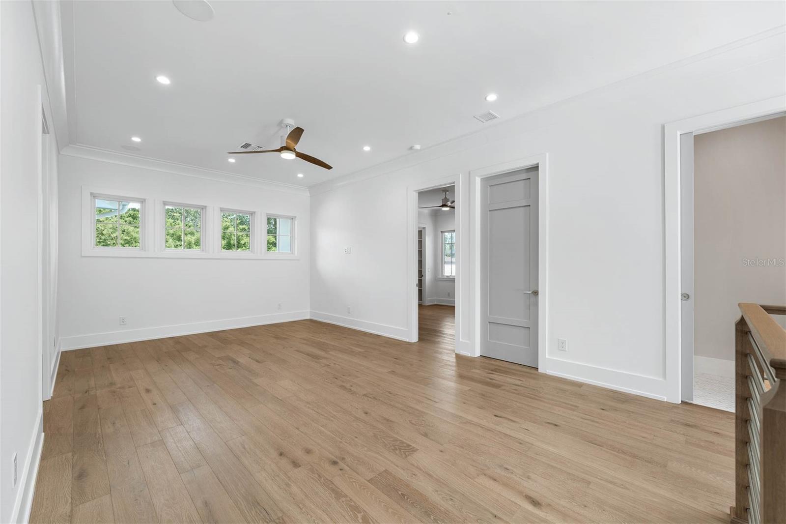 O6317785 Property Photo