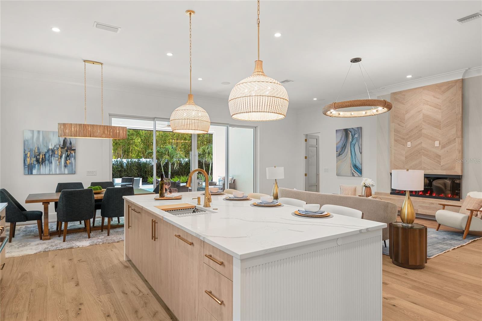 O6317785 Property Photo