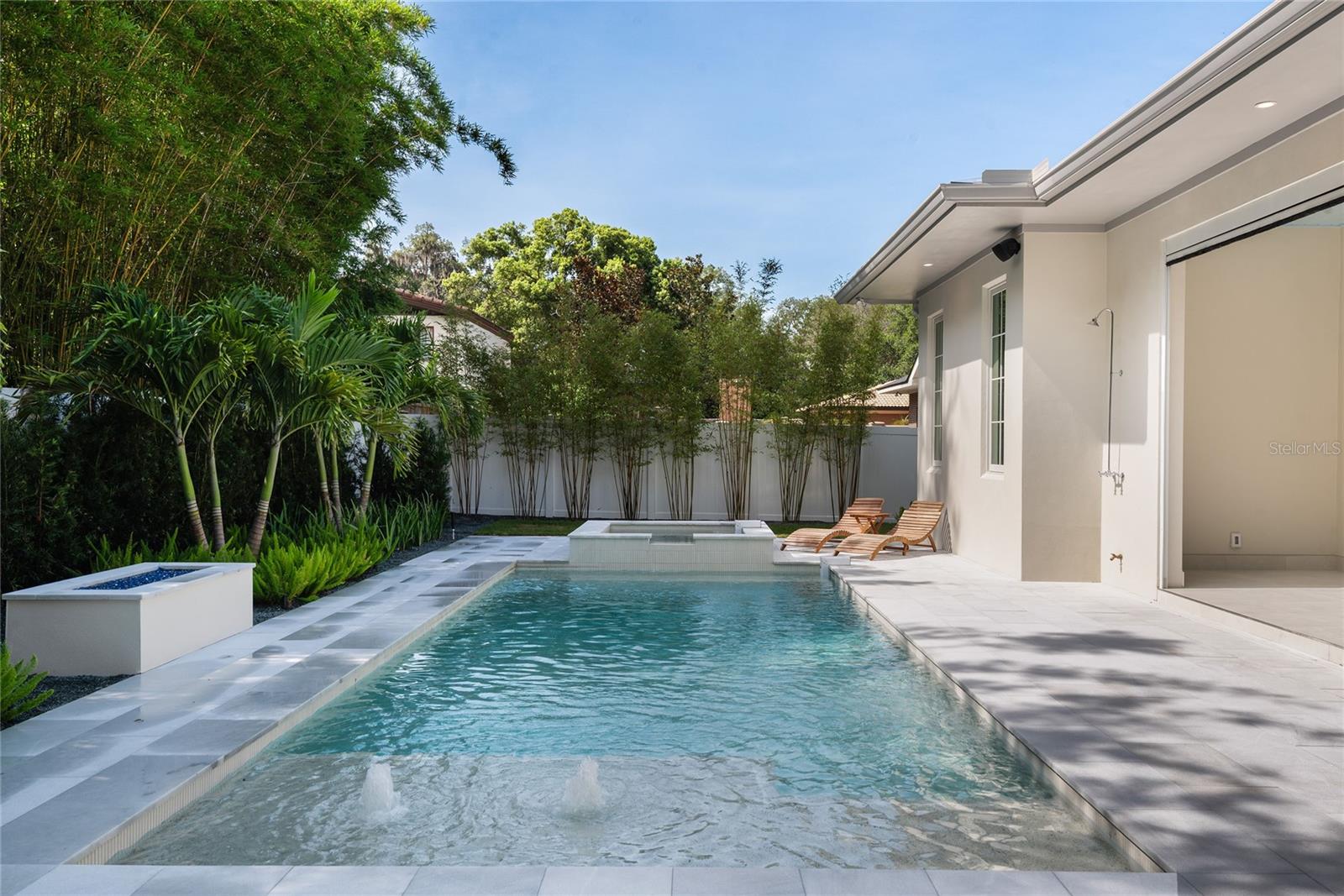 O6317785 Property Photo