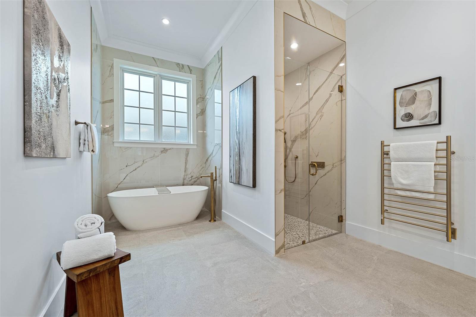 O6317785 Property Photo