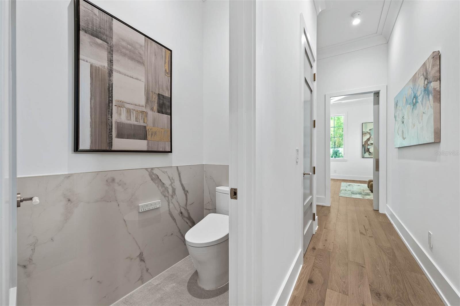 O6317785 Property Photo