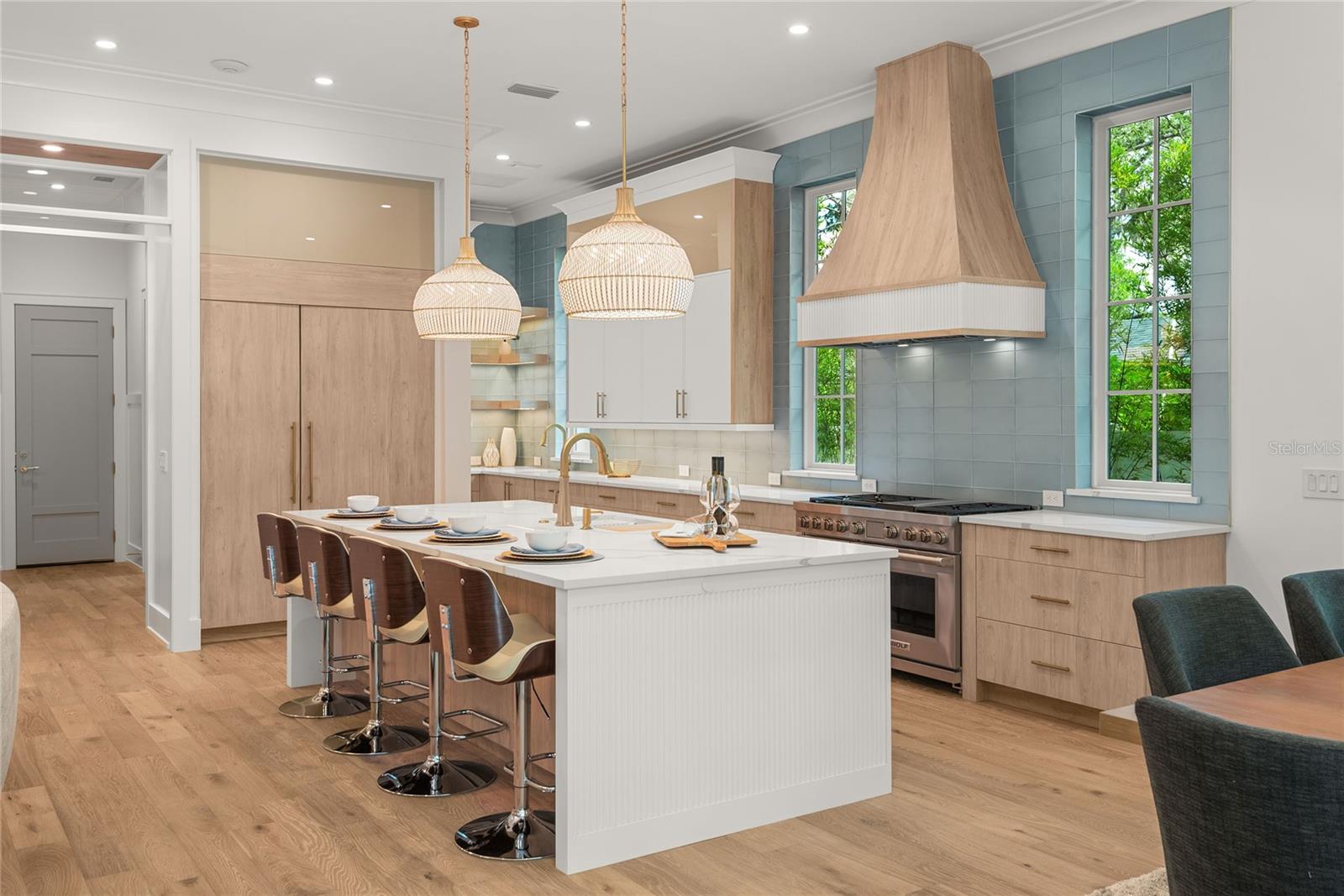 O6317785 Property Photo