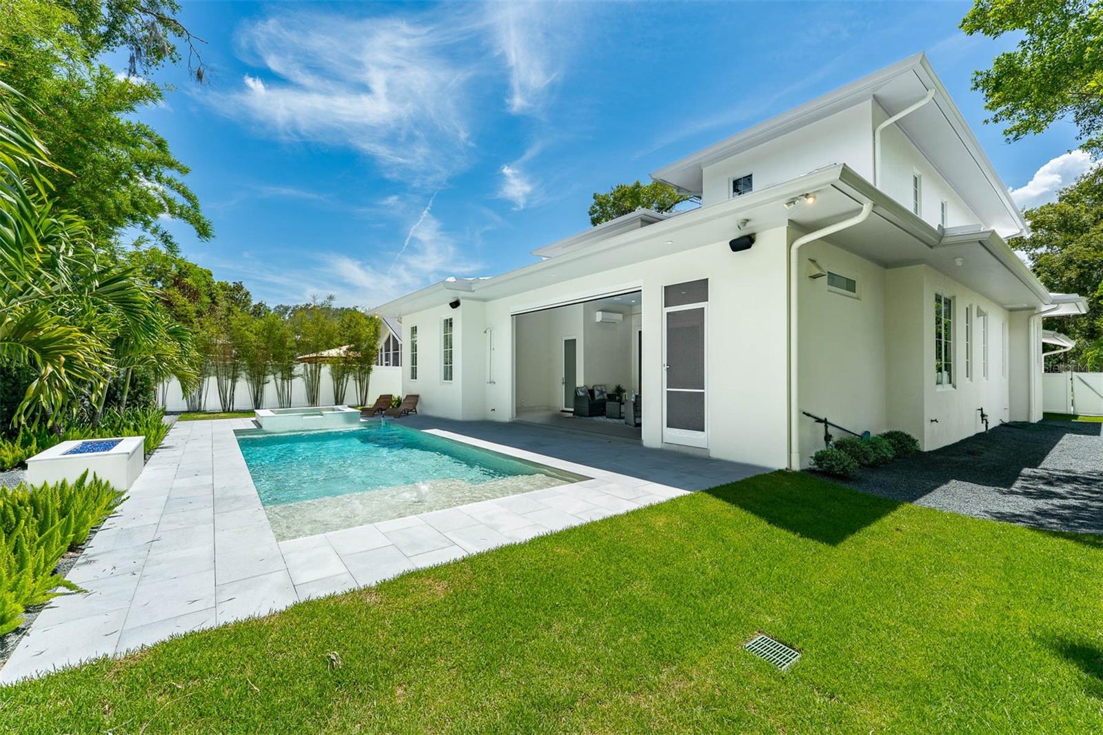 O6317785 Property Photo