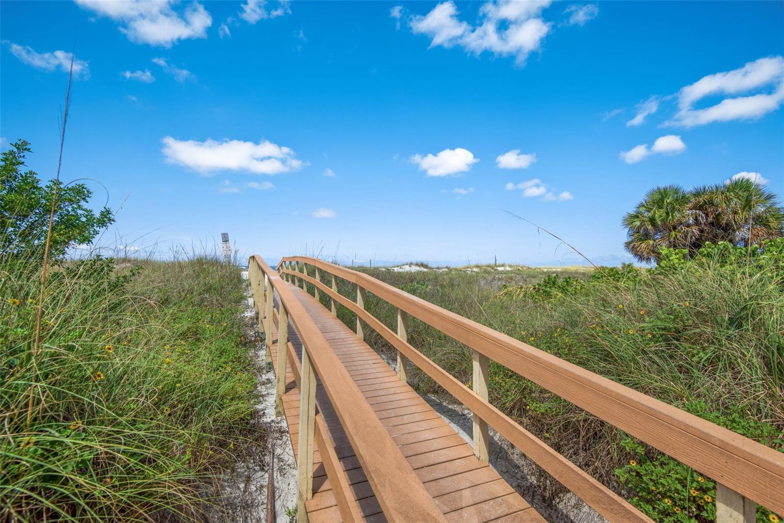 12000 GULF BLVD #403-S, TREASURE ISLAND, FL, 33706