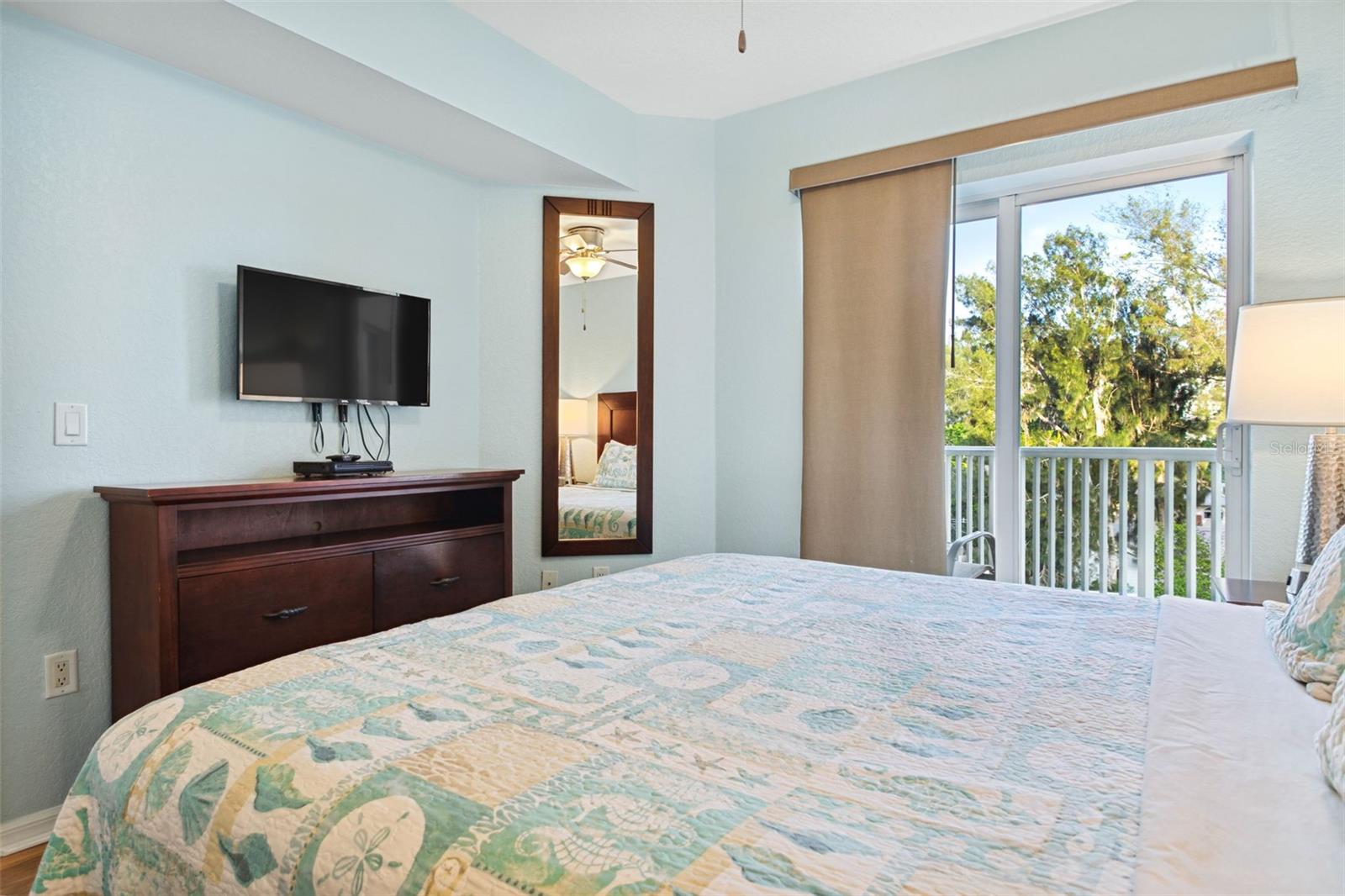 12000 GULF BLVD #403-S, TREASURE ISLAND, FL, 33706