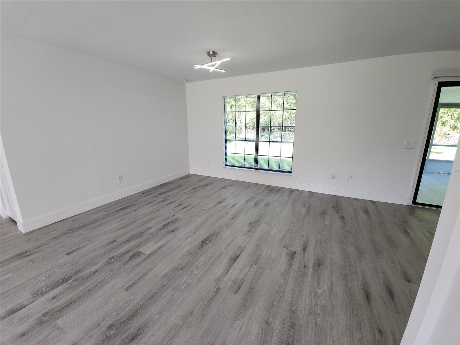 1810 WESTERN RD, SOUTH DAYTONA, FL, 32119