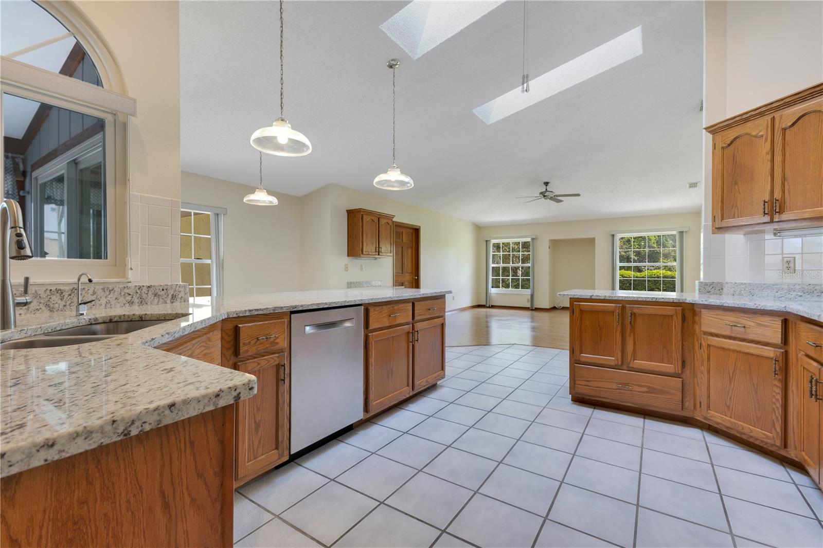 1879 ODHAM DR, DELTONA, FL, 32738