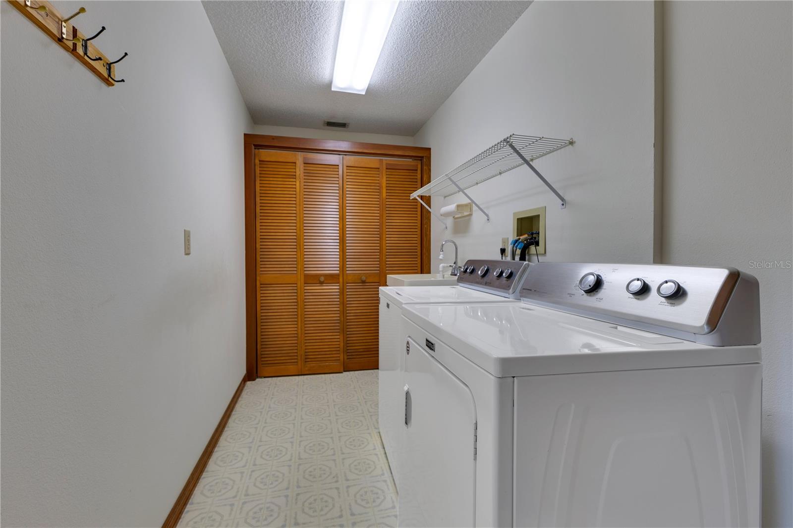 1879 ODHAM DR, DELTONA, FL, 32738