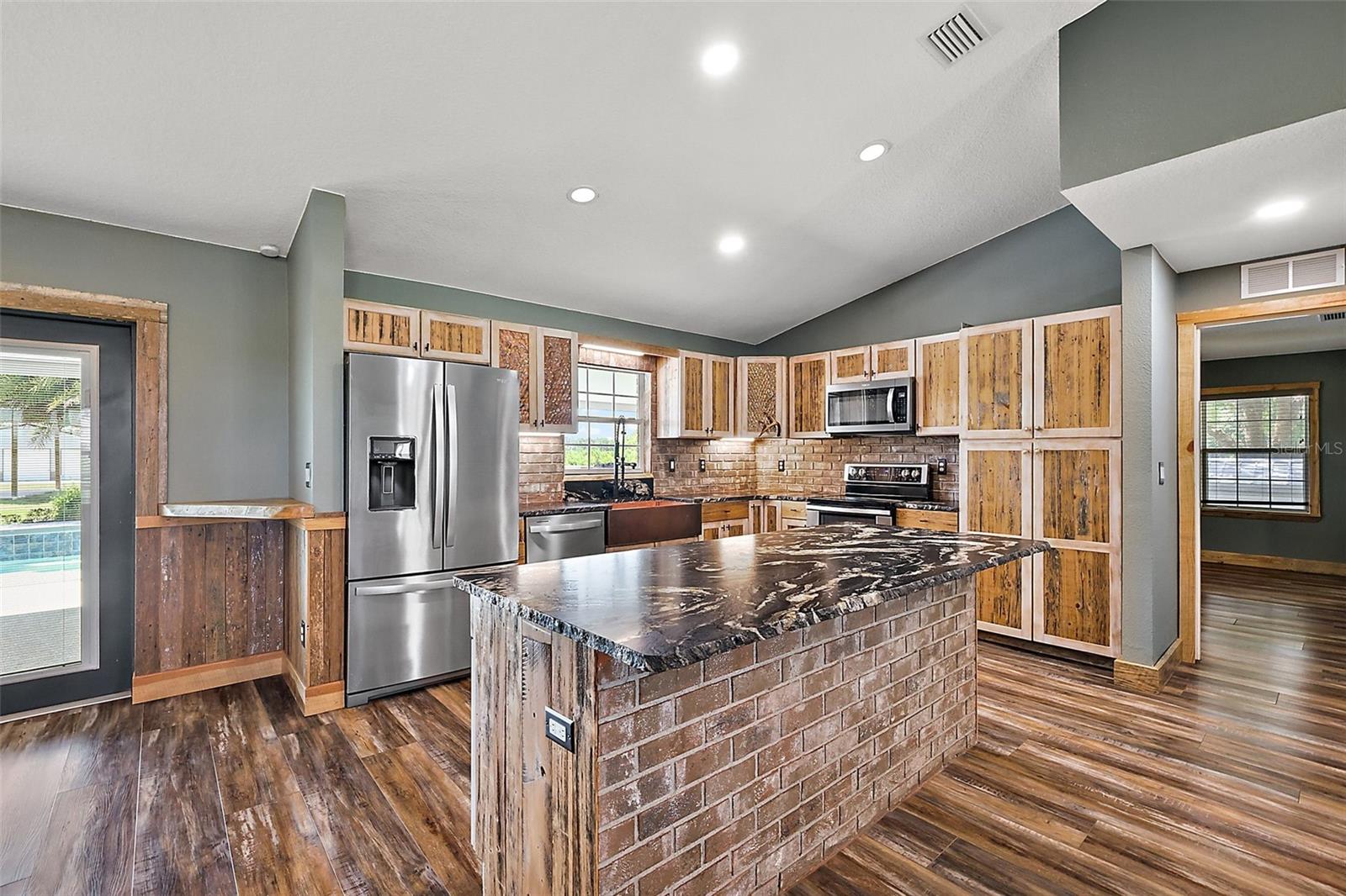 15360 SE 73RD AVENUE, SUMMERFIELD, FL, 34491