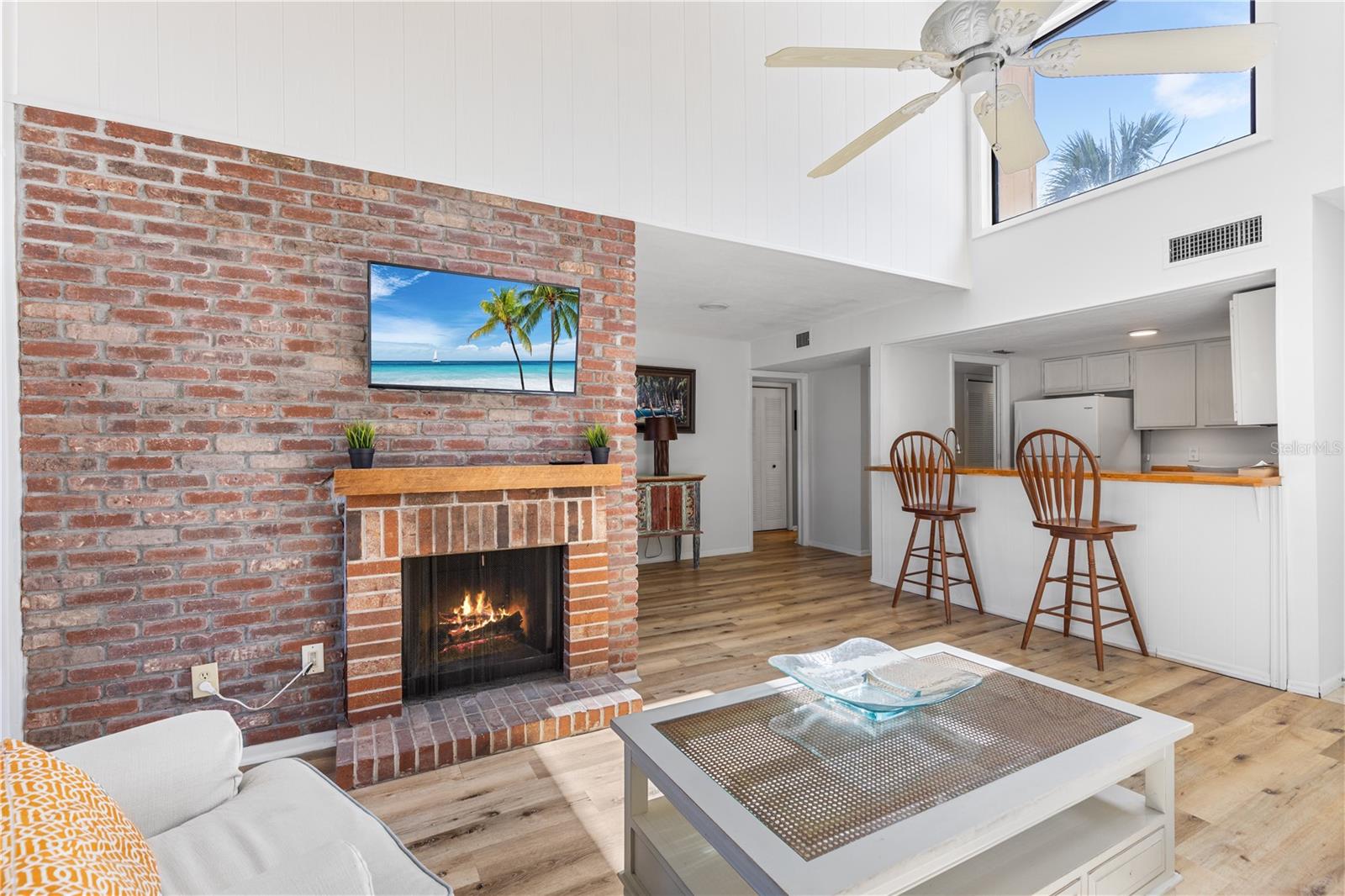 1051 S HIGHLAND ST #7D, MOUNT DORA, FL, 32757