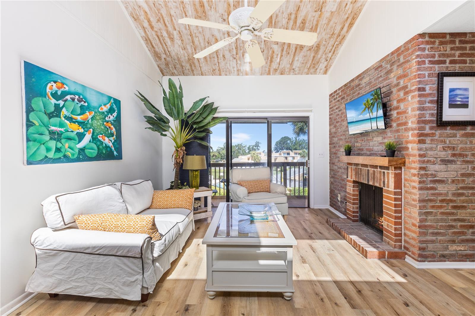 1051 S HIGHLAND ST #7D, MOUNT DORA, FL, 32757