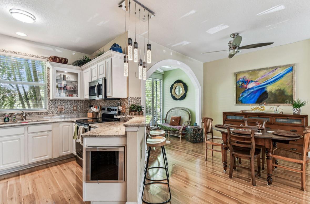 12472 COUNTRY WHITE CIR, TAMPA, FL, 33635