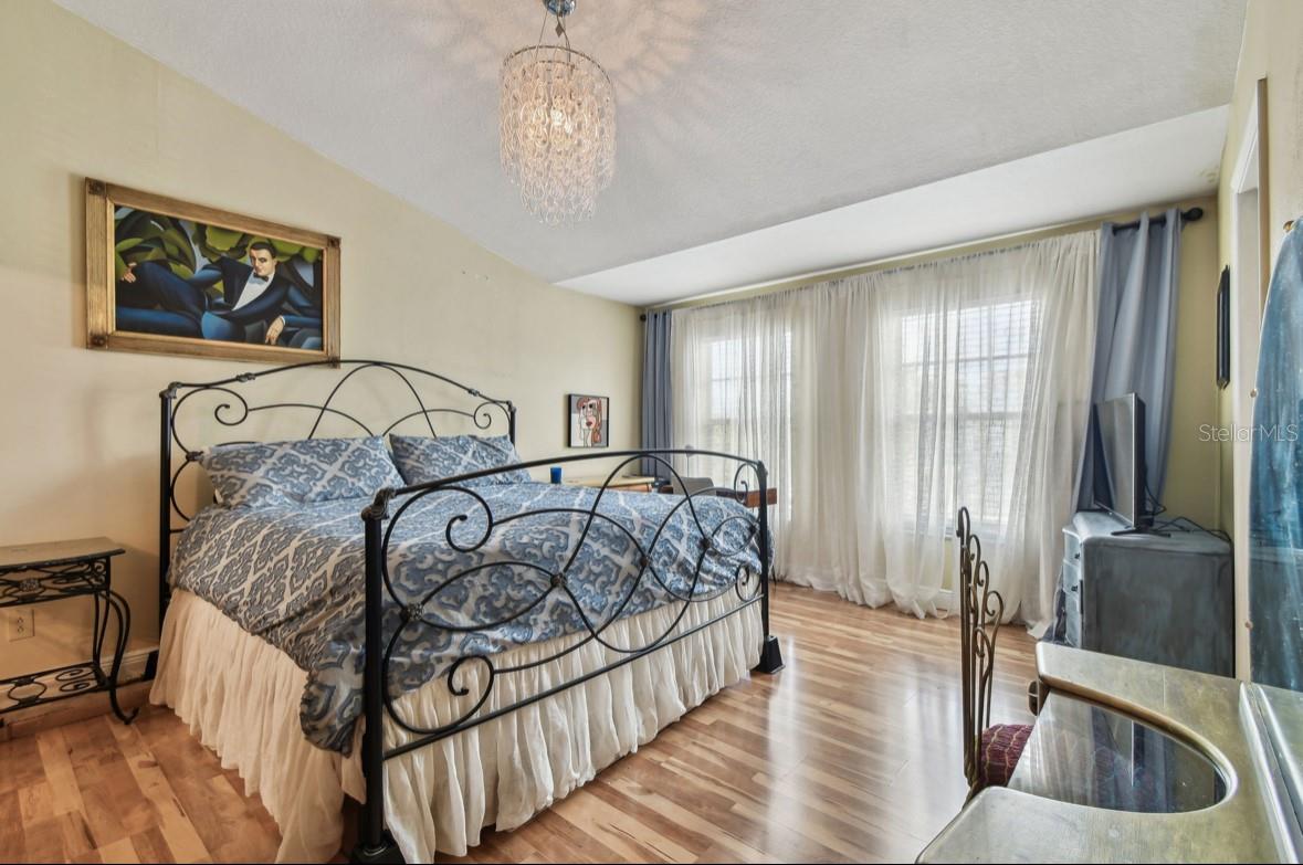 12472 COUNTRY WHITE CIR, TAMPA, FL, 33635