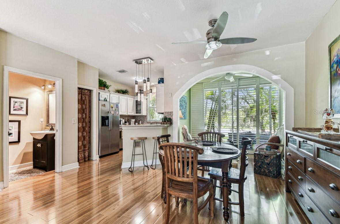 12472 COUNTRY WHITE CIR, TAMPA, FL, 33635