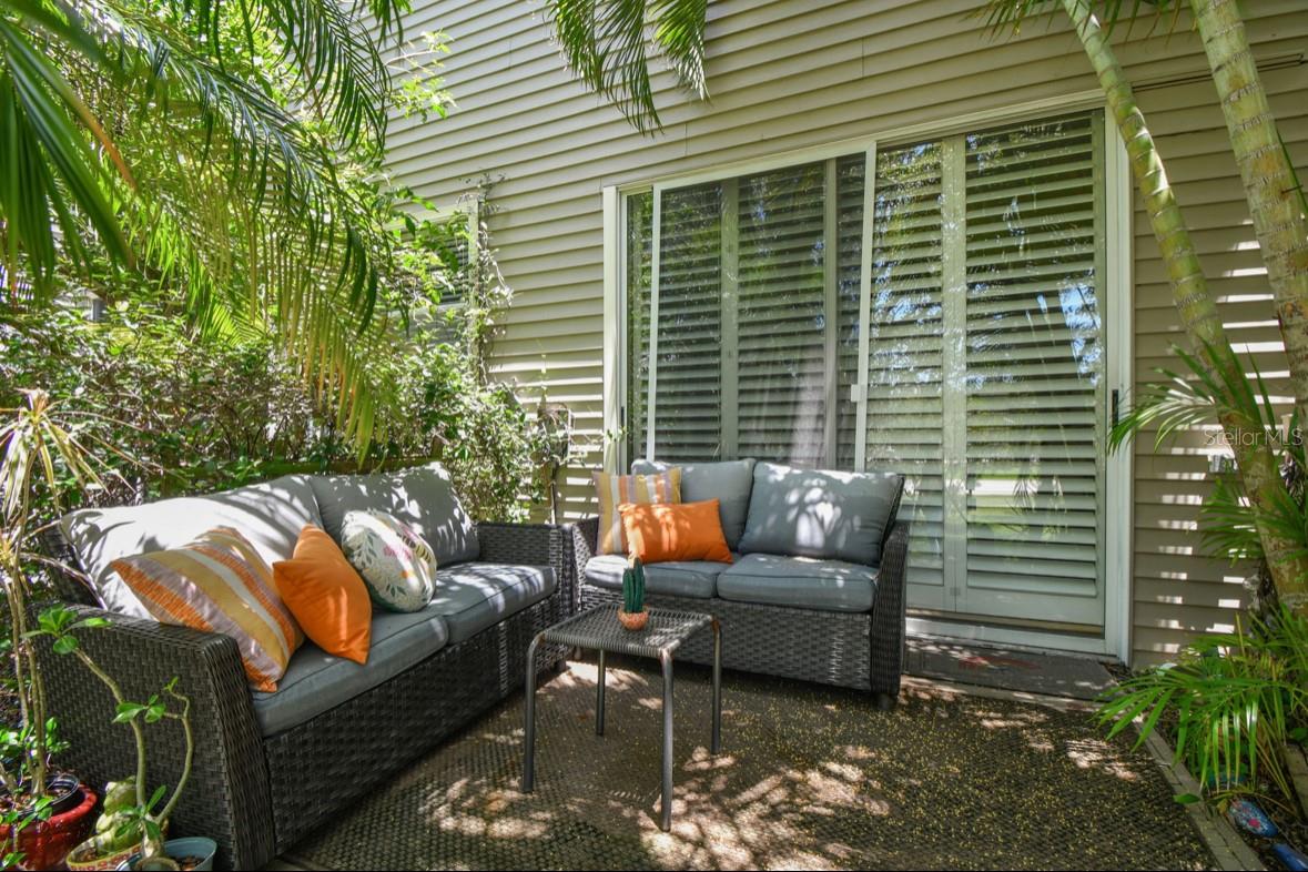 12472 COUNTRY WHITE CIR, TAMPA, FL, 33635