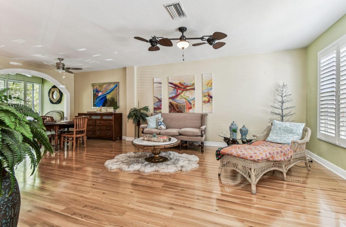 12472 COUNTRY WHITE CIR, TAMPA, FL, 33635